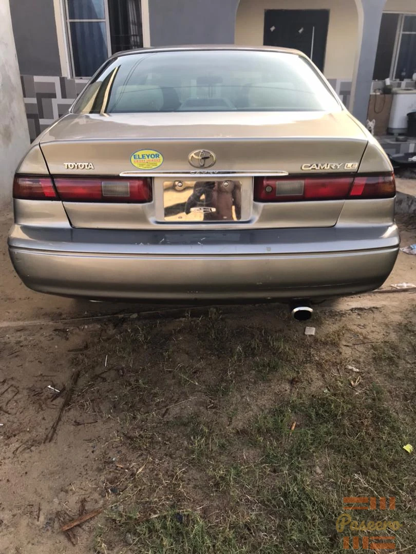 Clean Toyota Camry1