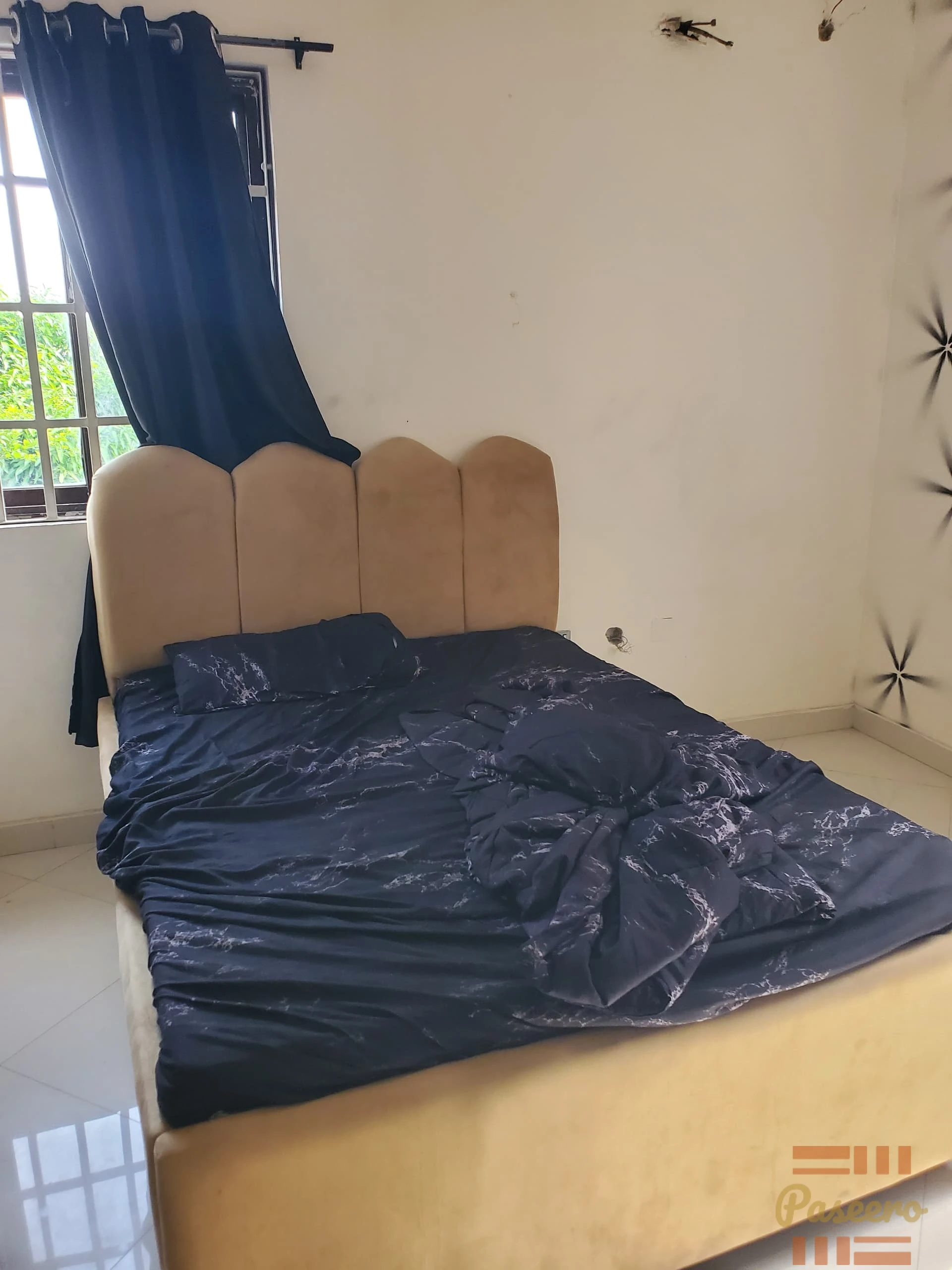 Fairly used bedframe3