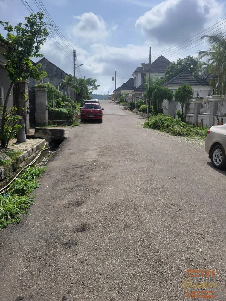 4 bedroom detached Bungalow10