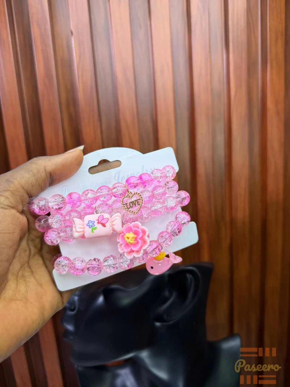 Hand Bead7