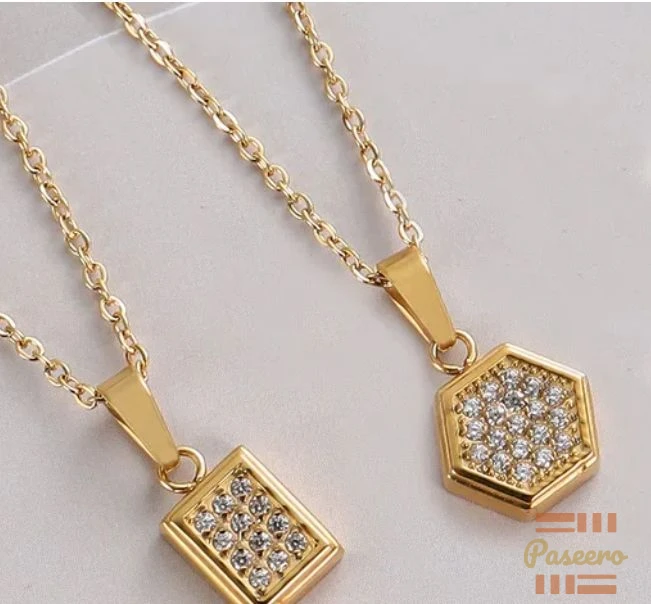 Personalized 18K Gold Simple Ladies Pendant Necklace1