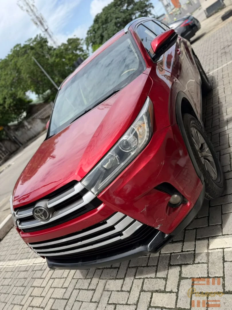 2016 TOYOTA HIGHLANDER XLE2