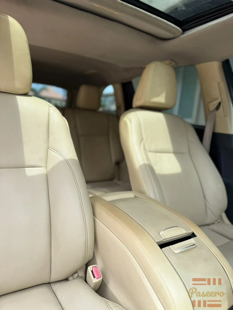 2016 TOYOTA HIGHLANDER XLE8