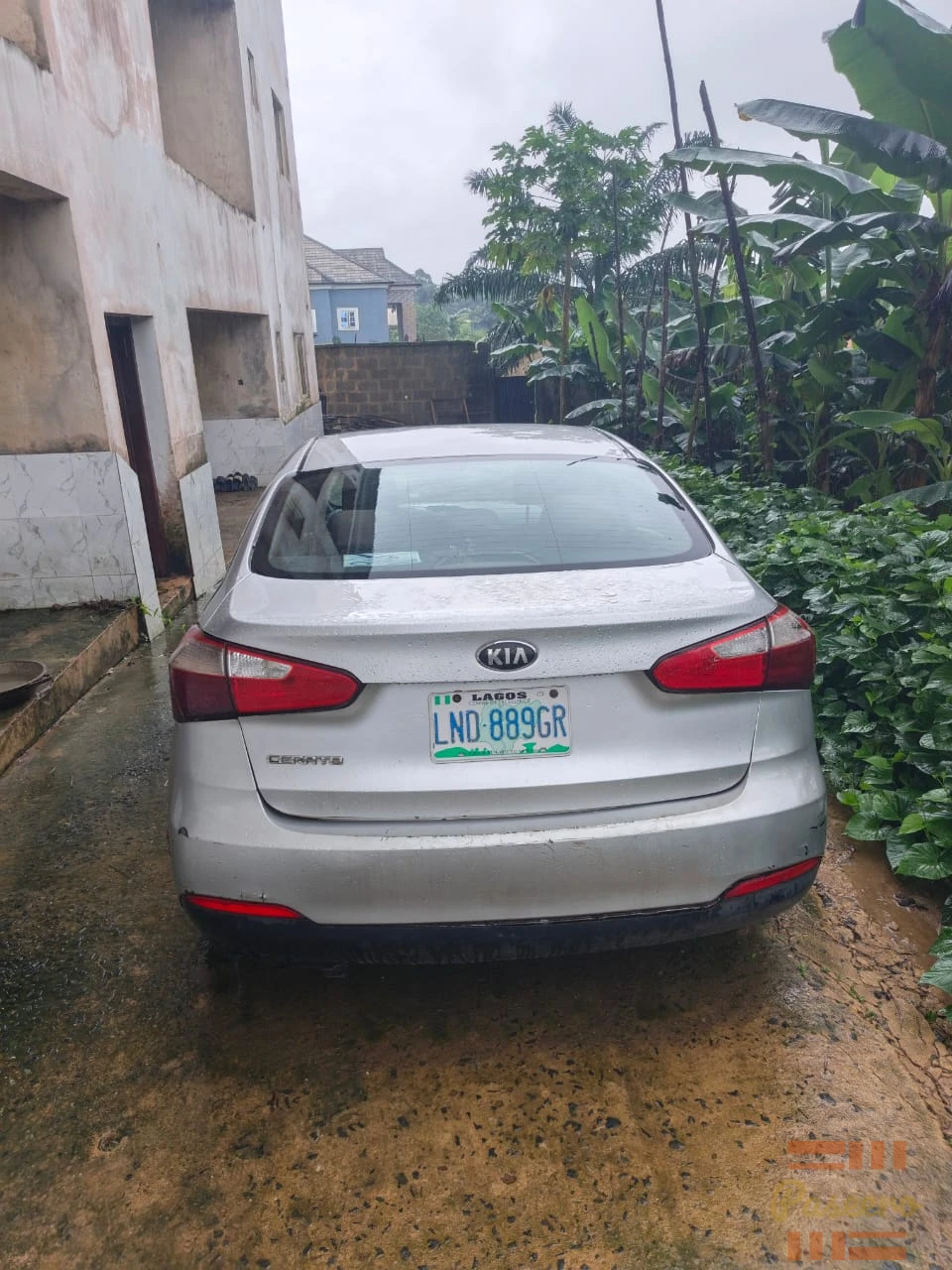 Nigerian used 2014 Kia Cerato available in Calabar. Neatly used. Ac needs.4