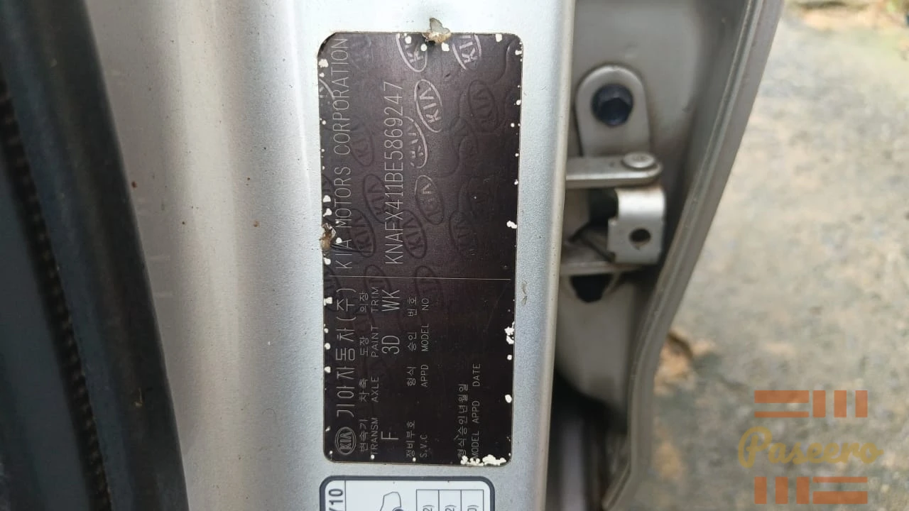Nigerian used 2014 Kia Cerato available in Calabar. Neatly used. Ac needs.