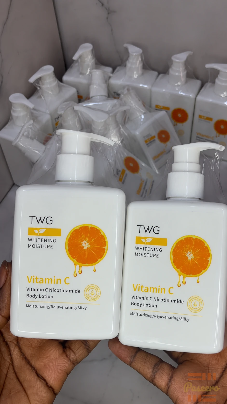 TWG Whitening Moisturizing Vitamin C Nicotinamide Body Lotion 300ml2