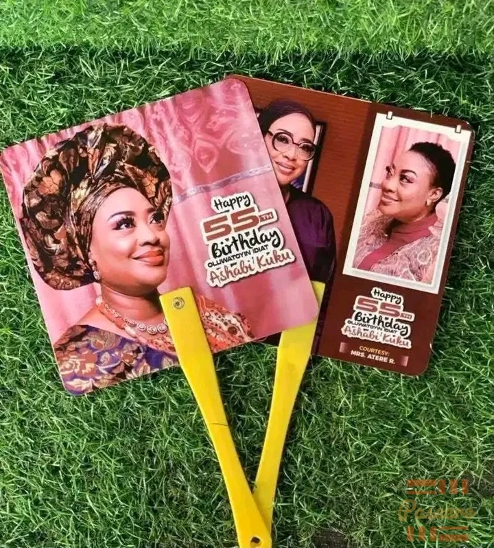 PVC HAND FAN2