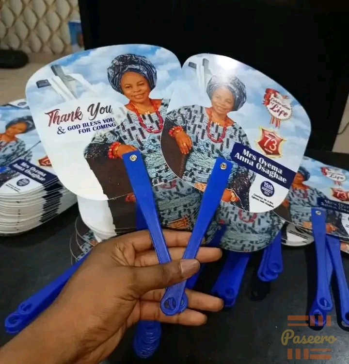 PVC HAND FAN1