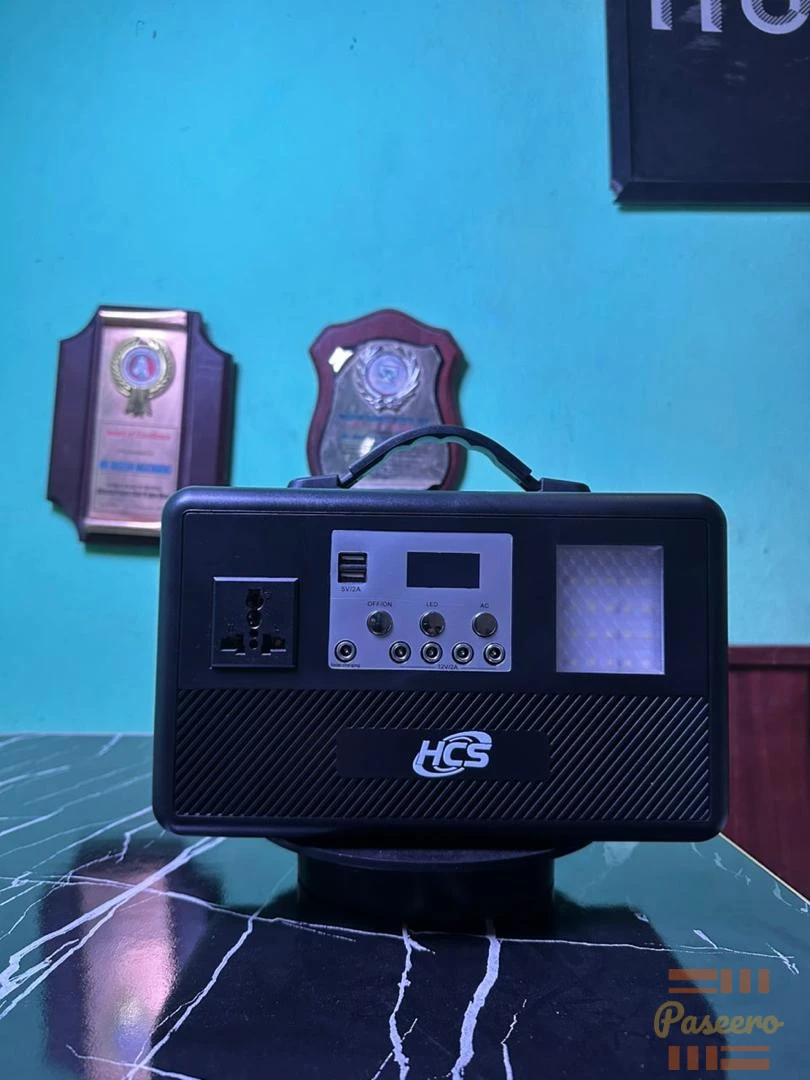 300 Watts Solar Generator