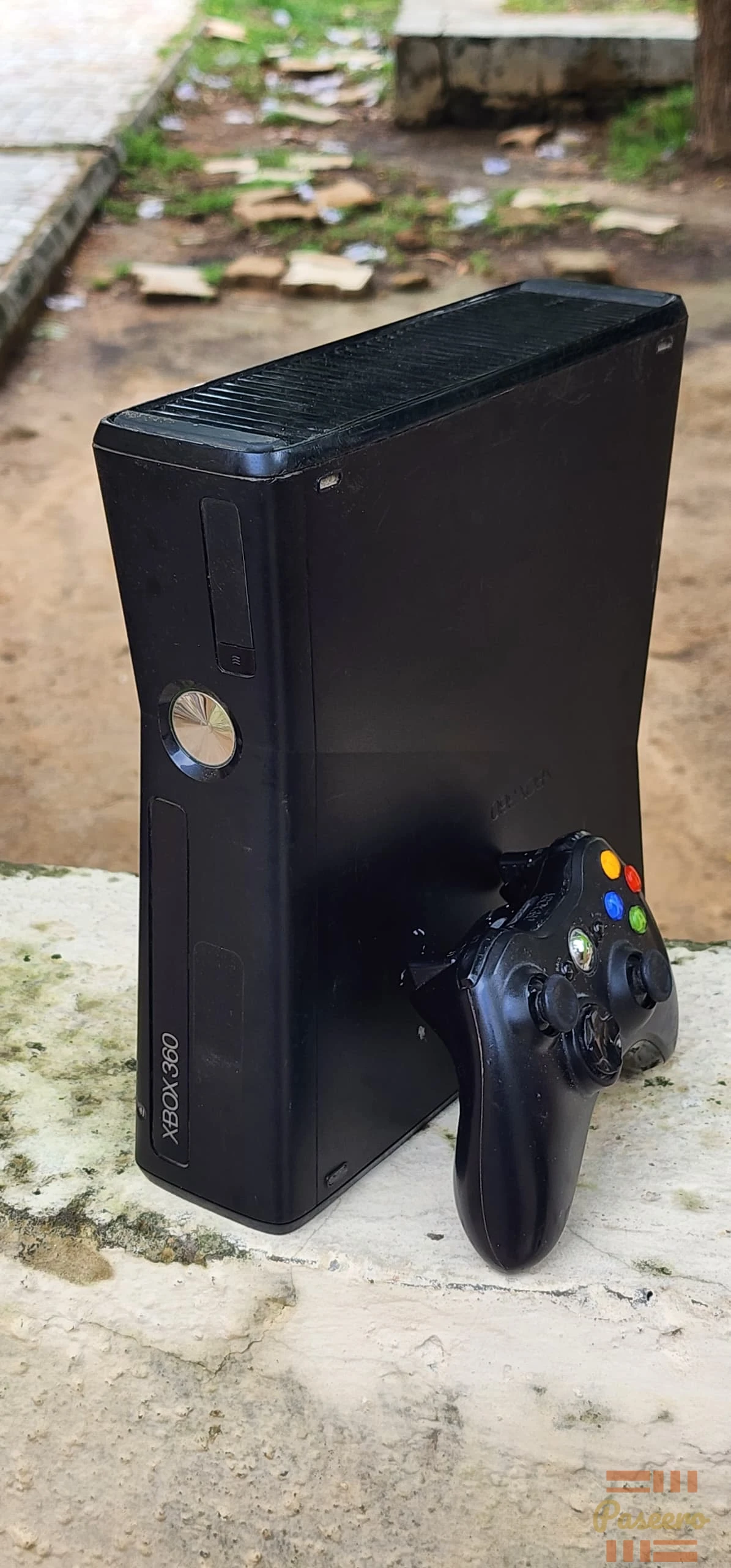 Xbox 360 1Tb with installed games 1 pad2