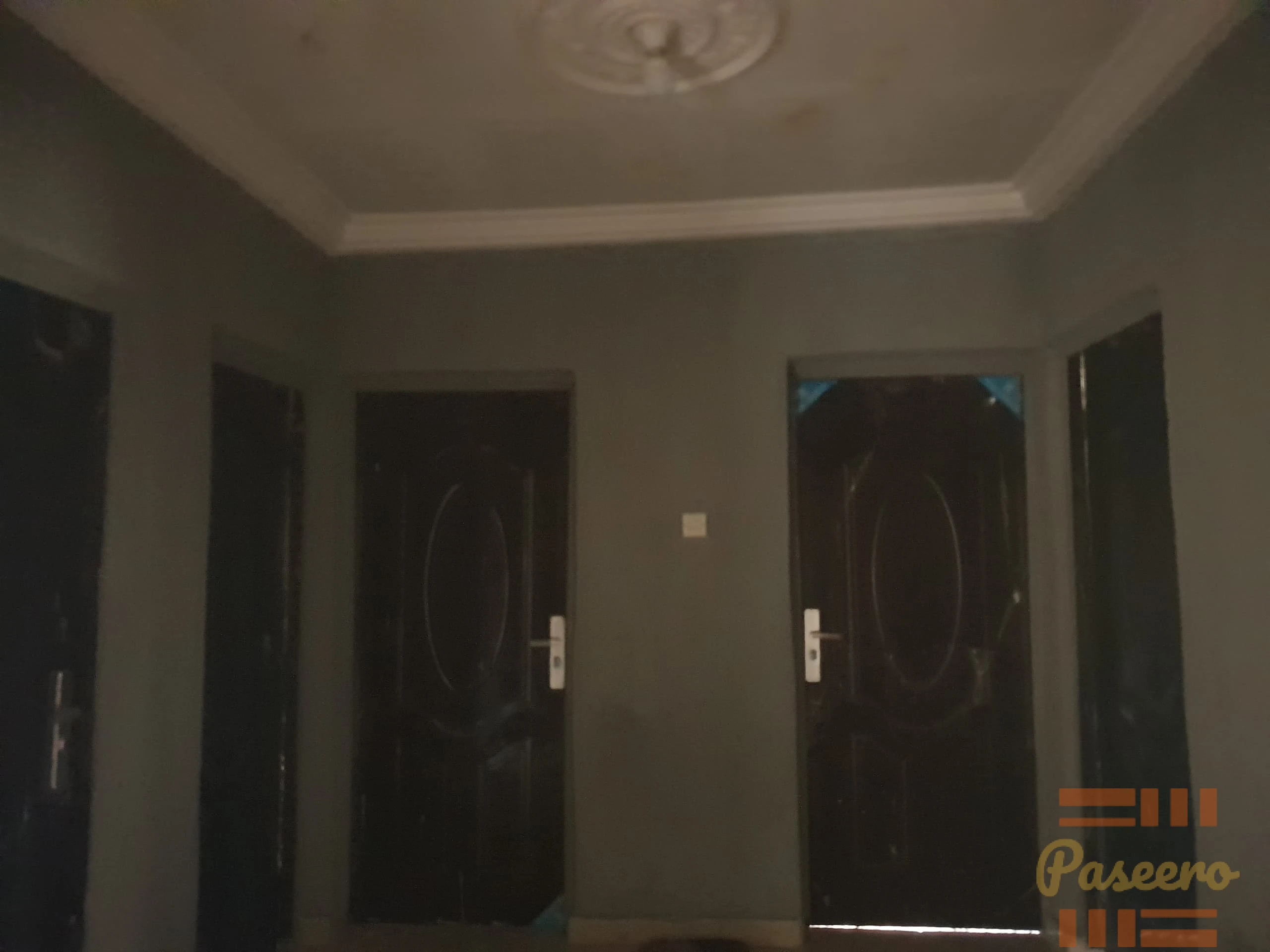 Twin 3 bedroom flat for sale with an uncompleted mini duplex at the back9