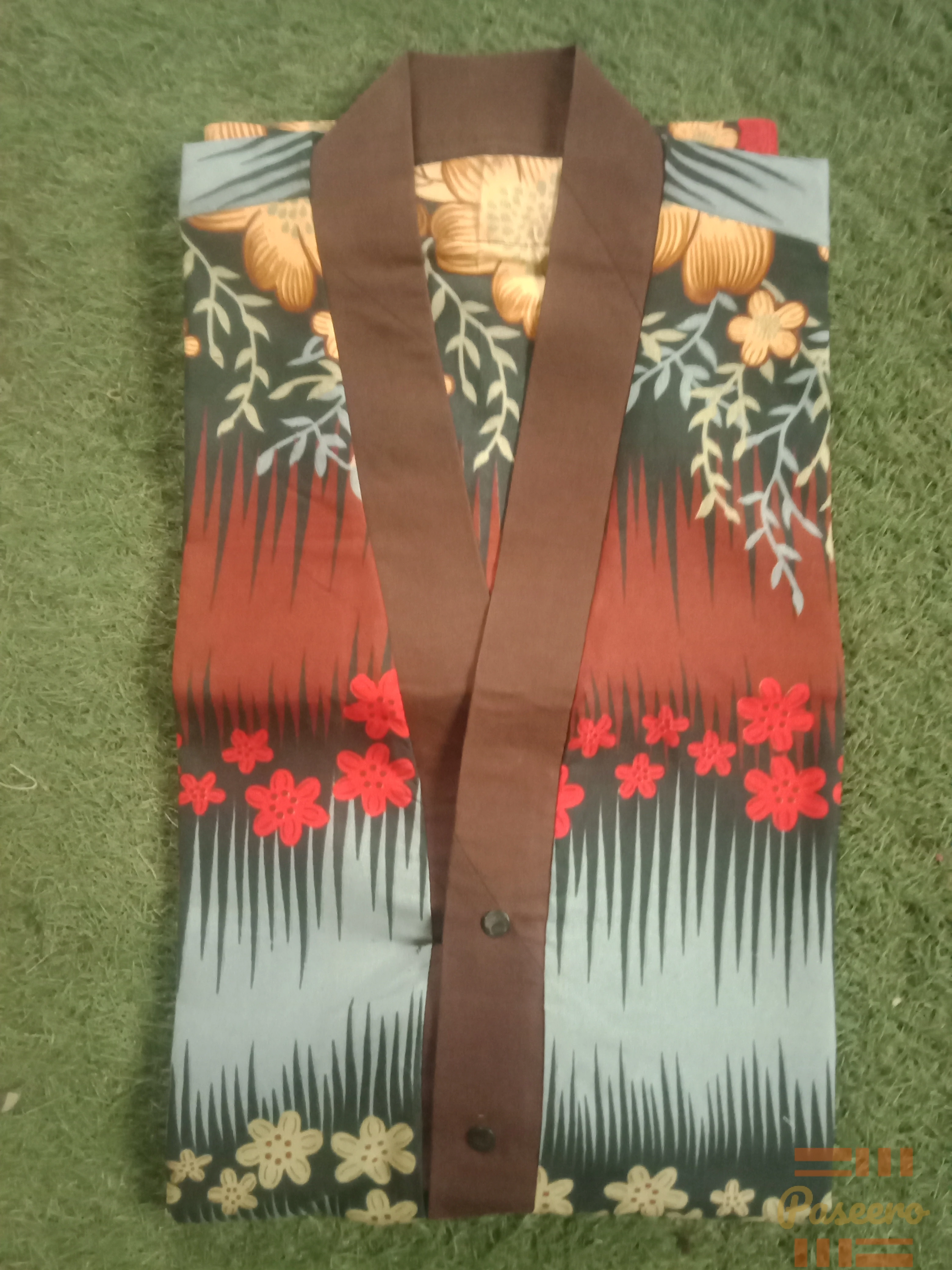 Ready to wear unisex kimono or after dressing1