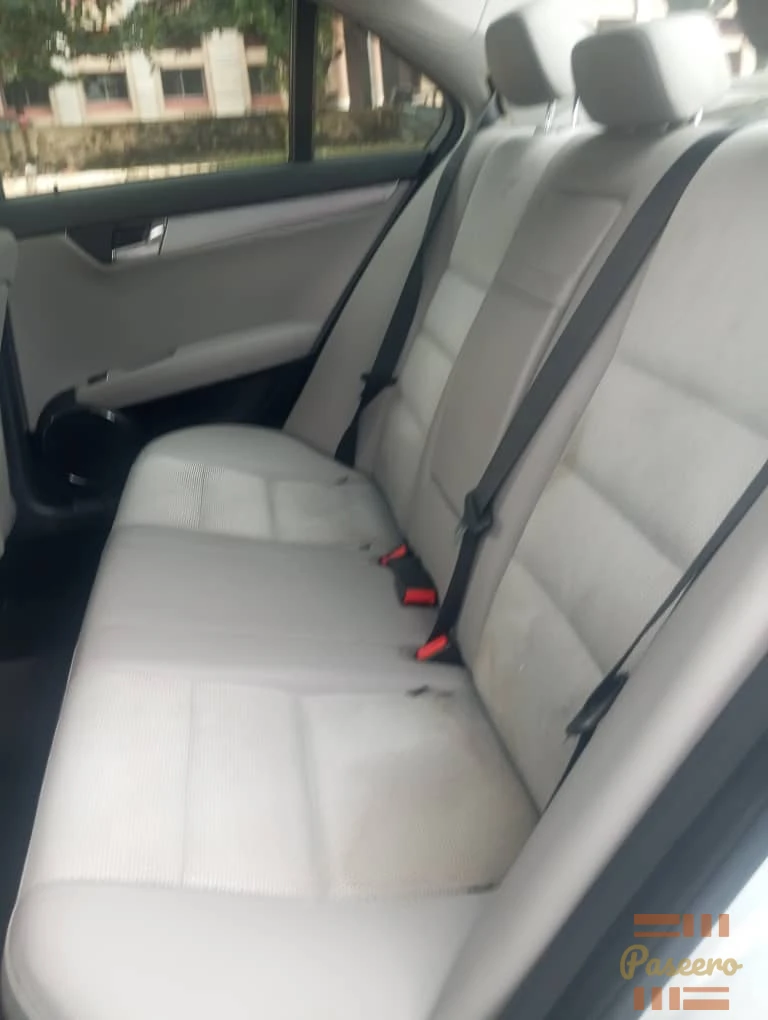 Mercedes Benz C180 toks, in perfect condition,sept 2026 entry 8.5million.5