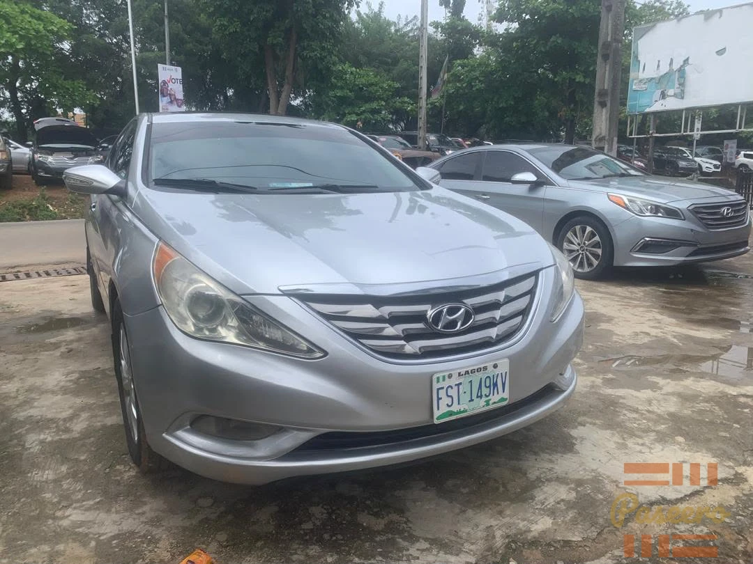 Hyundai Sonata 2012