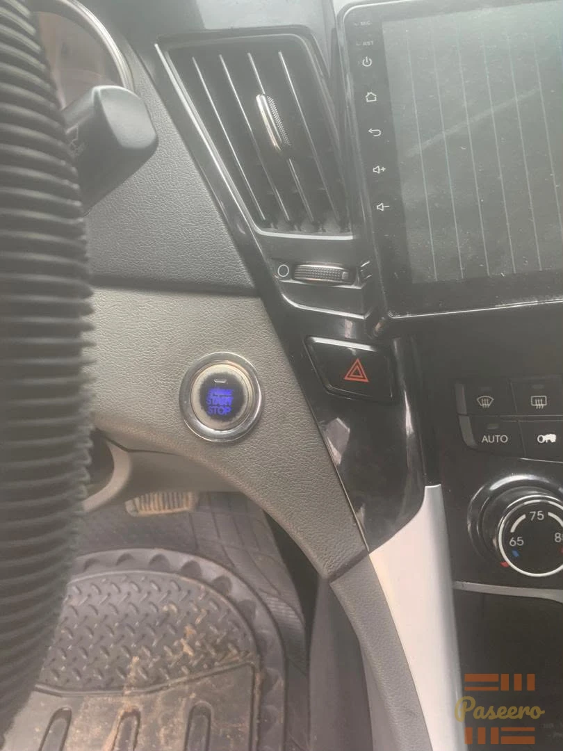 Hyundai Sonata 20129