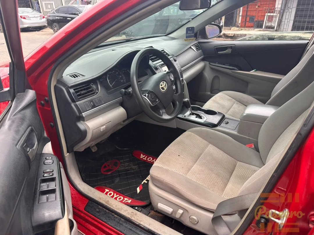 Toks Toyota Camry 20142