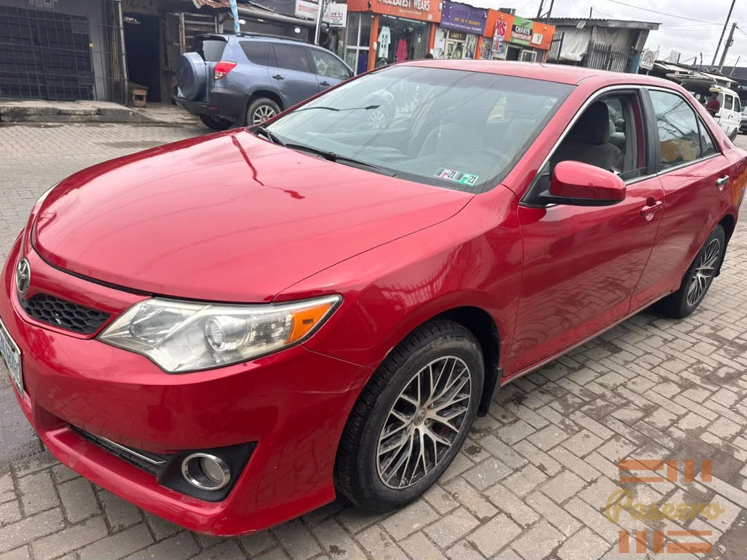 Toks Toyota Camry 20145
