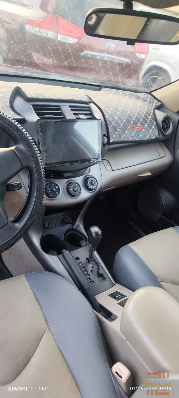 Toyota RAV41