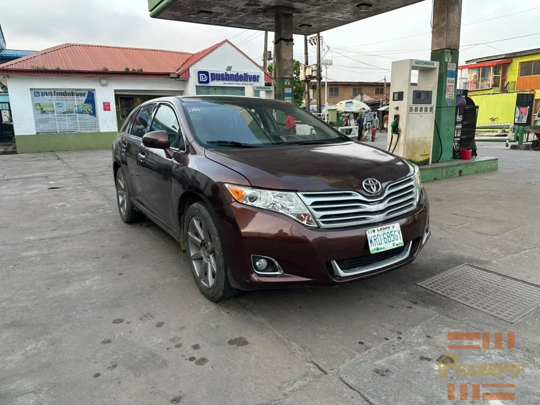 Toyota Venza2