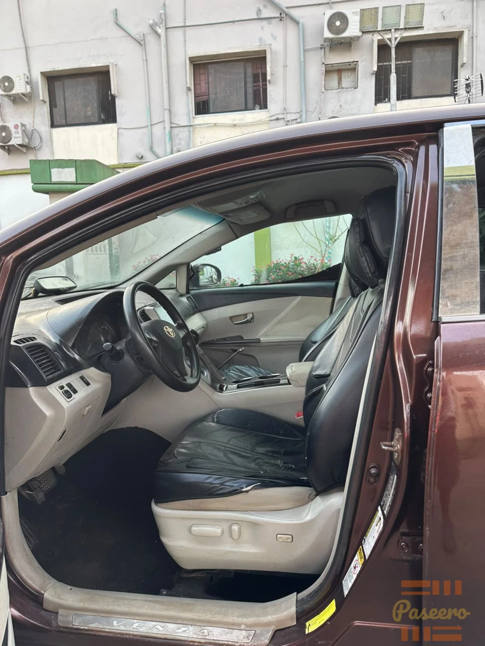 Toyota Venza3