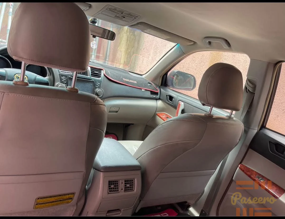 Toyota Highlander ā Distress Sale2